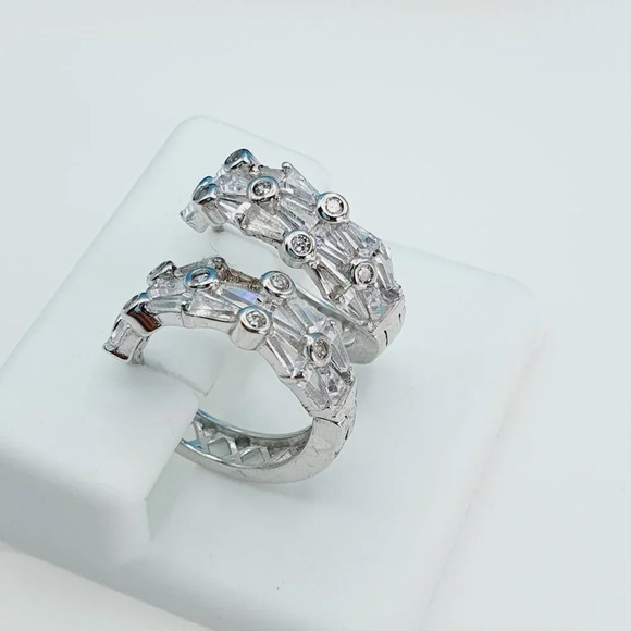 "925 Sterling Silver Cubic Zircon Earrings, UU1P7A7020 - Picture 7 of 9